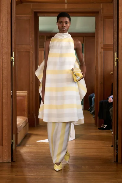 Look 36